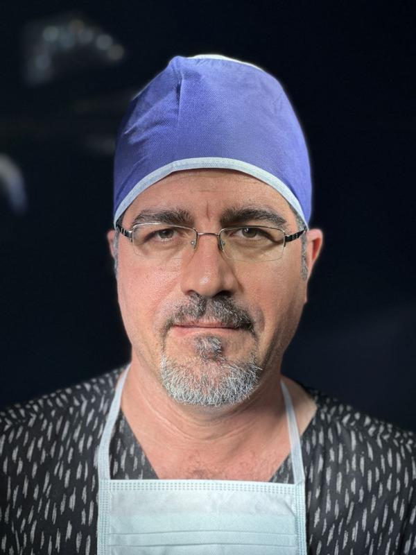 عکس دکتر راستین محمدی مفرد فوق تخصص جراحی پلاستیک و ترمیمی